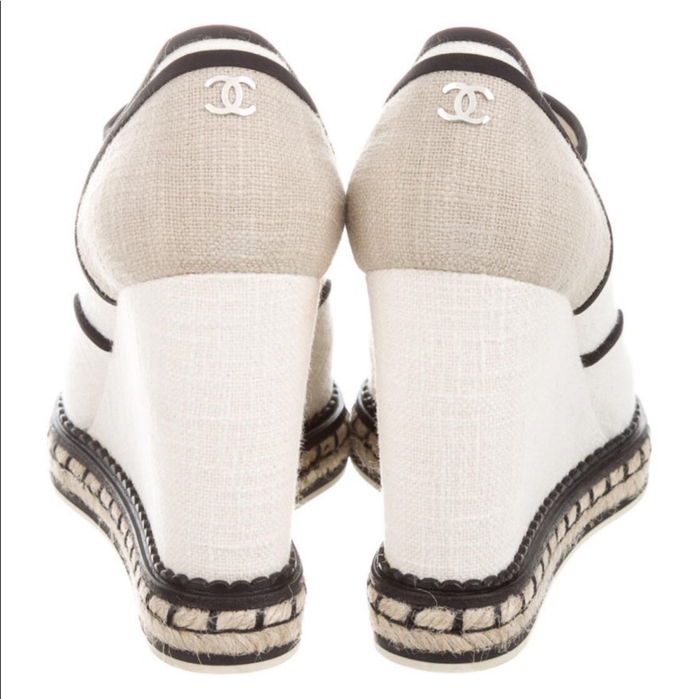 Chanel shoes - Picture 4 of 4